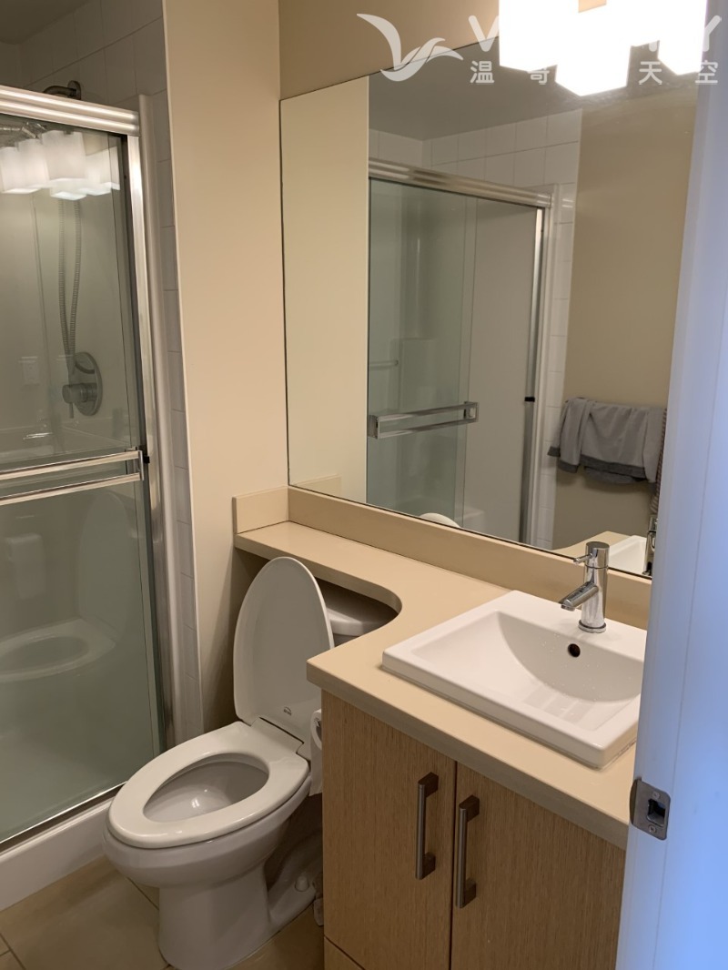 250510141907_10 Washroom-reg2.jpg